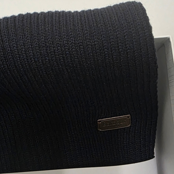 NEW BARBOUR‎ Knitted ribbed NAVY MENS SCARF & BEANIE HAT SET IN GIFT BOX - Picture 3 of 7